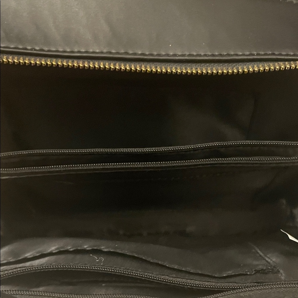 Elegant Black Crossbody Bag with Gold Accents - Picture 11 of 11